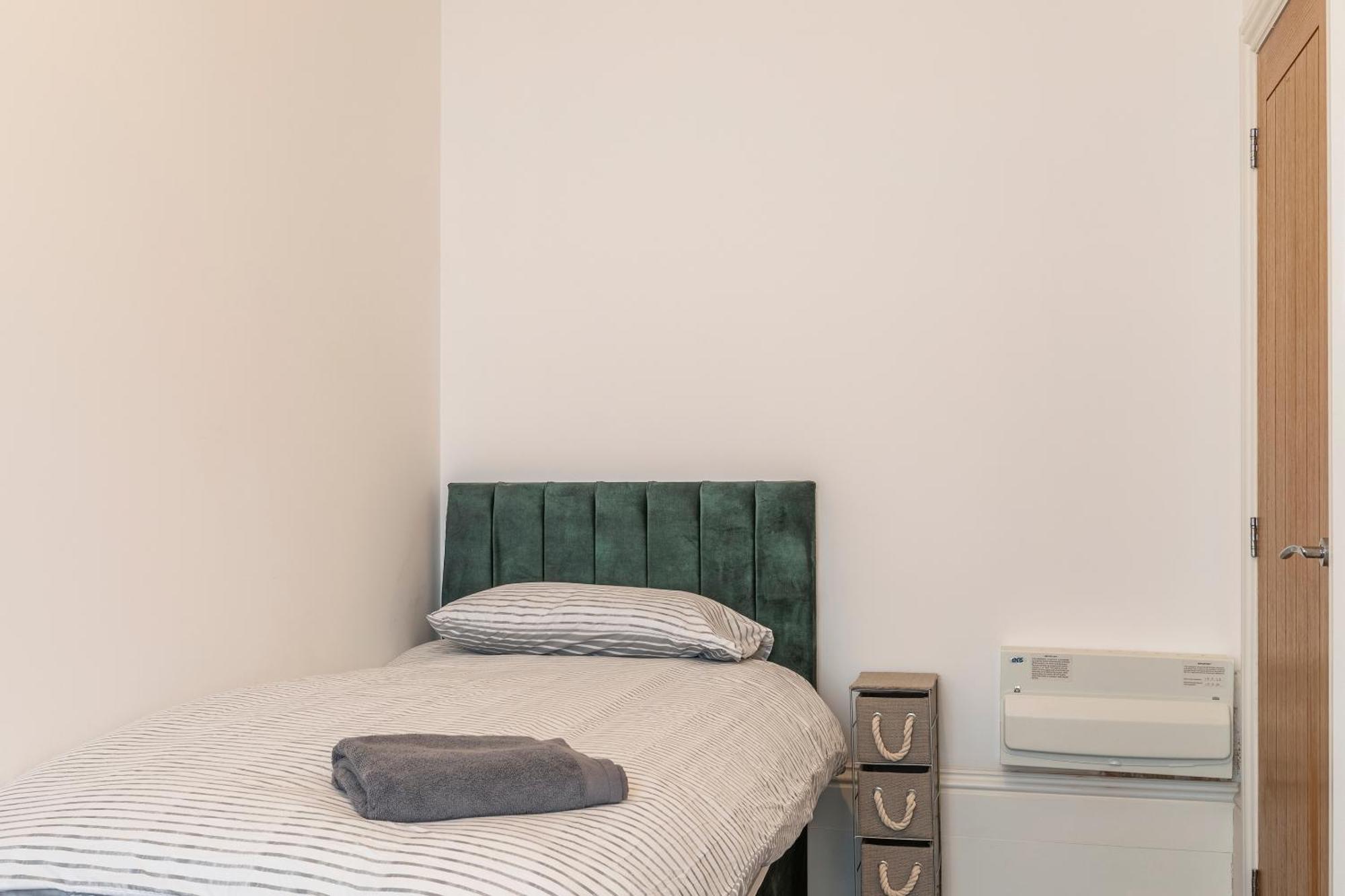 Seaside Serenity: Stylish Sea View Apartments In הרן ביי מראה חיצוני תמונה